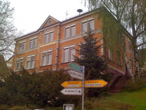 Schulhaus und Rathaus Ebersteinburg