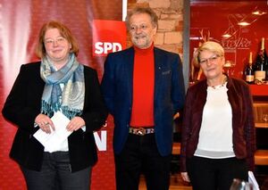 Stadtverbandsvorsitzende Petra Feld, Landtagskandidat Werner Henn, Bundestagsabgeordnete Gabriele Katzmarek (v.l.)