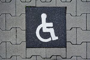 Behindertenparkplatz