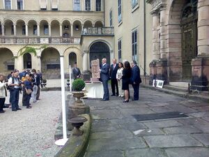 Grundsteinlegung im Neuen Schloss. Startschuss zum Umbau.